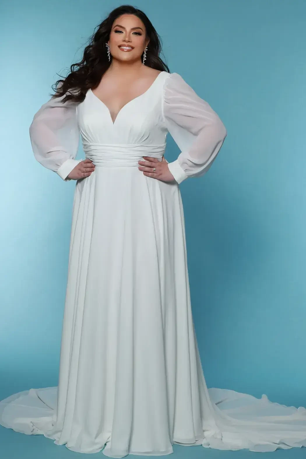 The Curvy Bride's Guide to Choosing the Perfect Silhouette in 2026. Desktop Image